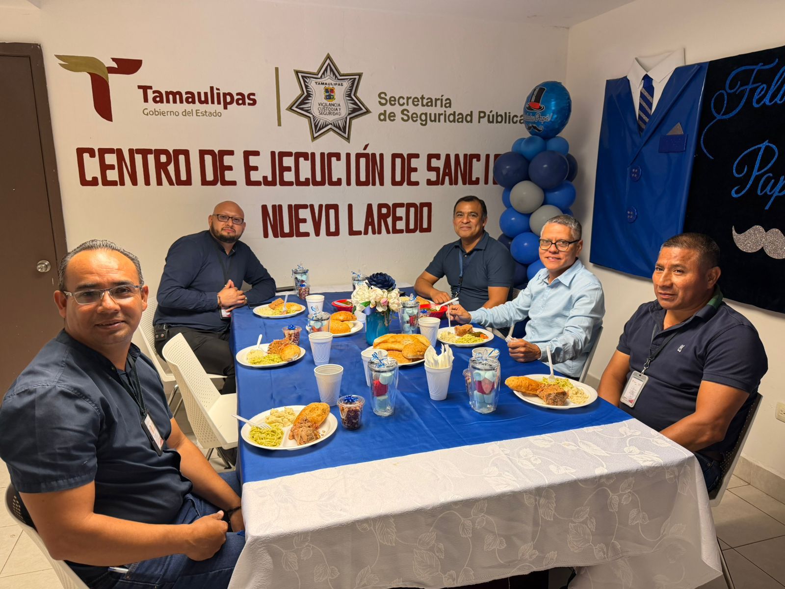Celebran Día del Padre en CEDES Laredo con lotería y convivencia