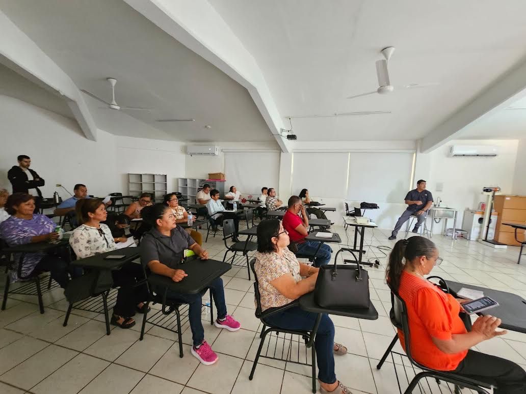 Capacita SET a personal de albergues escolares en primeros auxilios