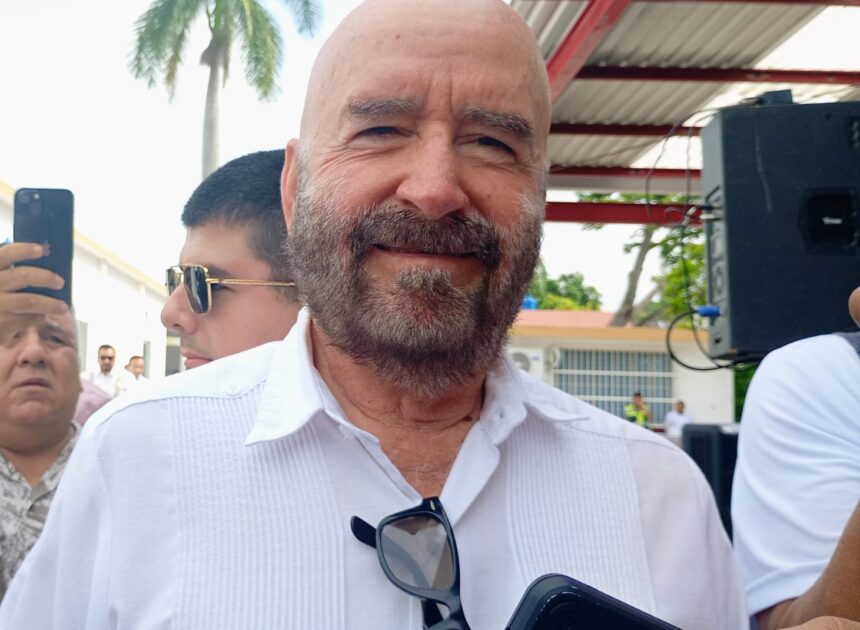La Comisión Nacional del Agua Trabaja En El Proyecto Denominado «Paso de Peces y Lanchas» En El Camalote