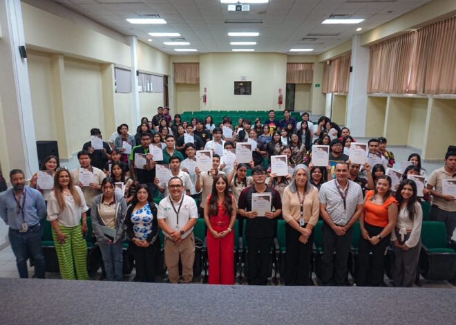 Respalda la UT Matamoros a estudiantes con becas para fortalecer permanencia escolar